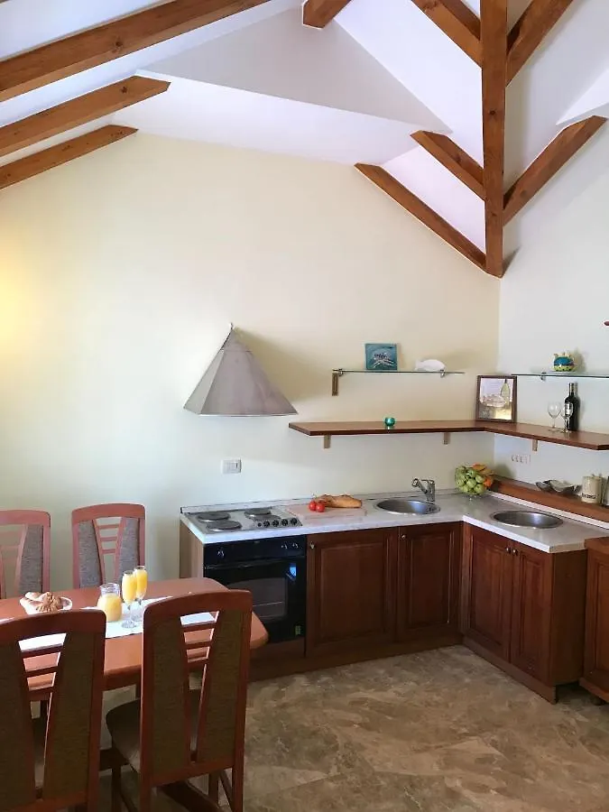 Old Town Apartments Trogir - Free Parking