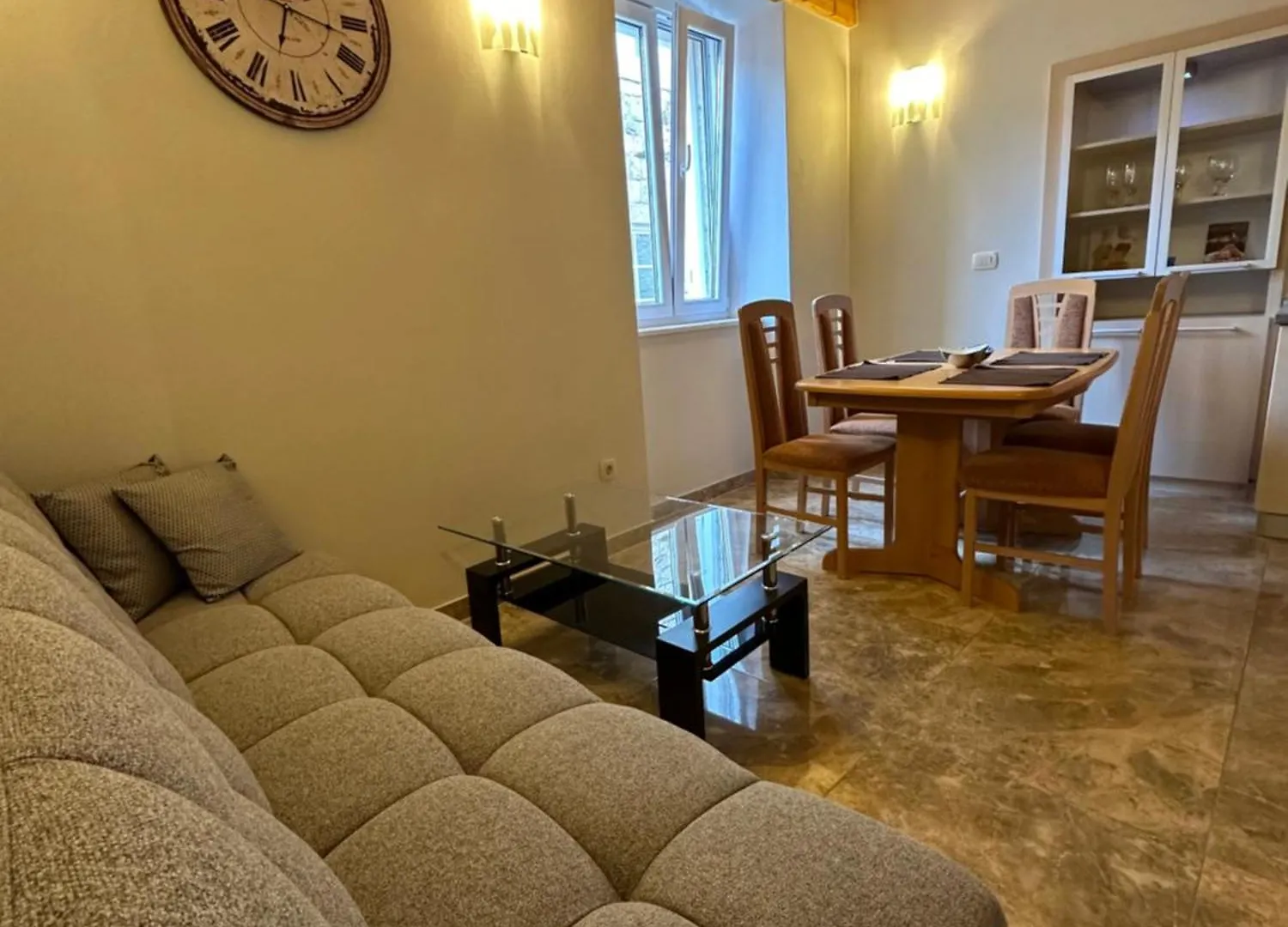 Old Town Apartments Trogir - Free Parking